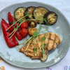 Куряче філе з овочами гриль Кориця